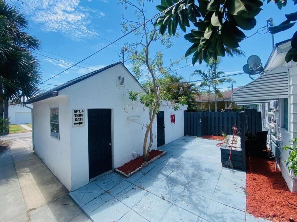 Steps To Beach & Downtown! Spacious Beach Bungalow #2 Lake Worth Beach Exteriér fotografie